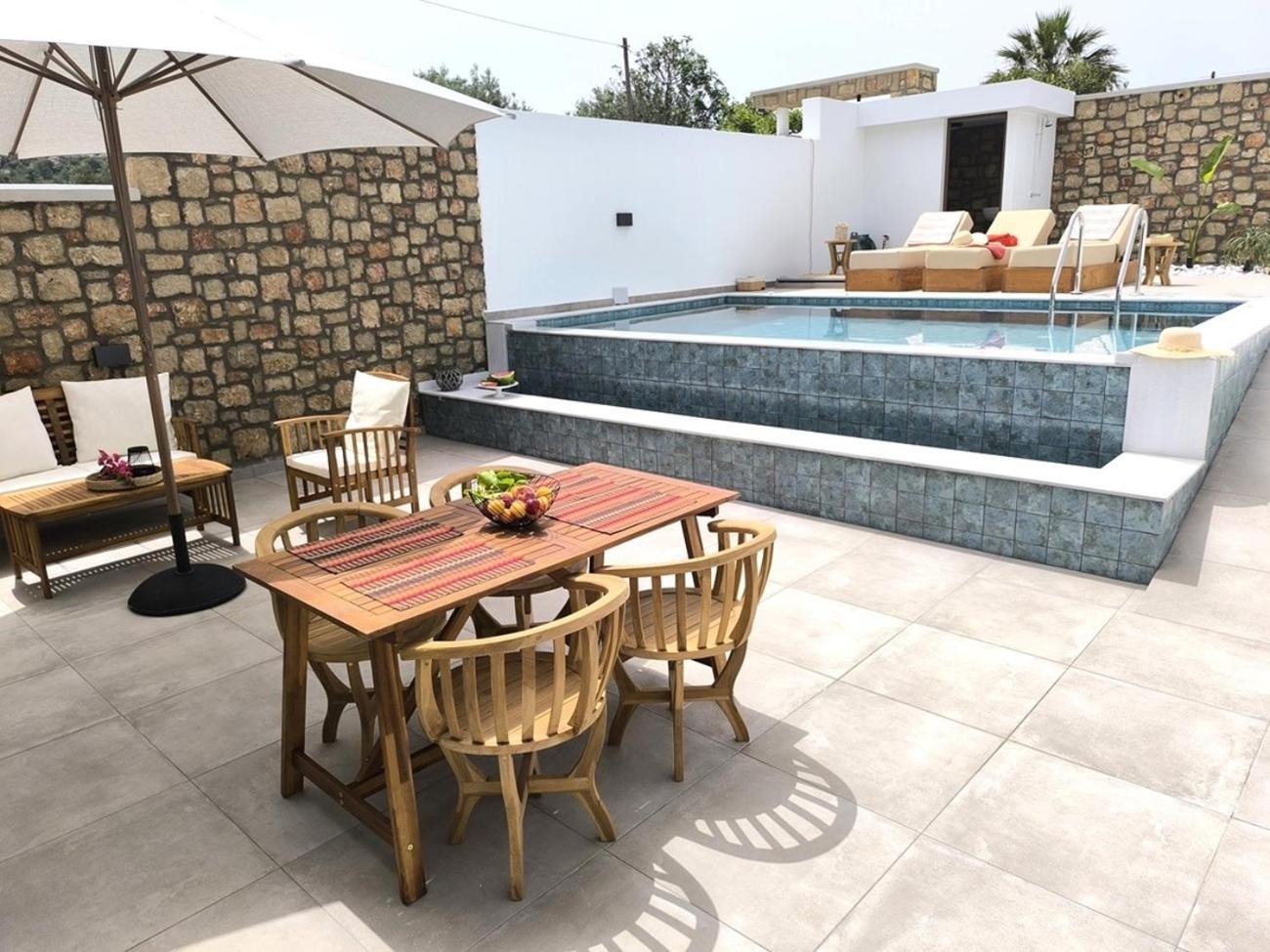 Valantina'S & Mannouel Lardos Luxury Villas Exteriér fotografie