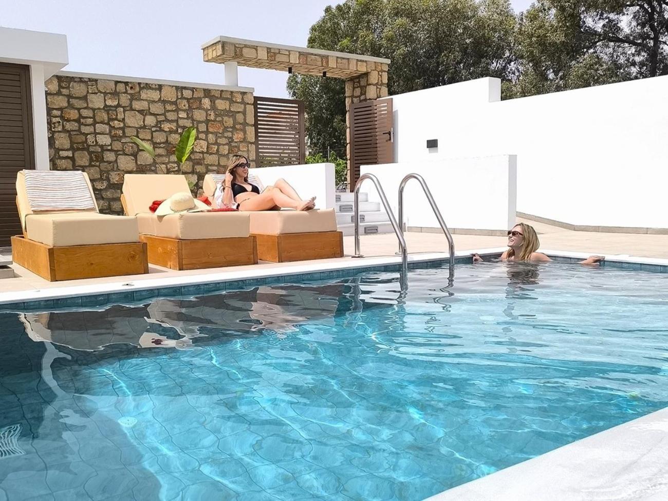 Valantina'S & Mannouel Lardos Luxury Villas Exteriér fotografie